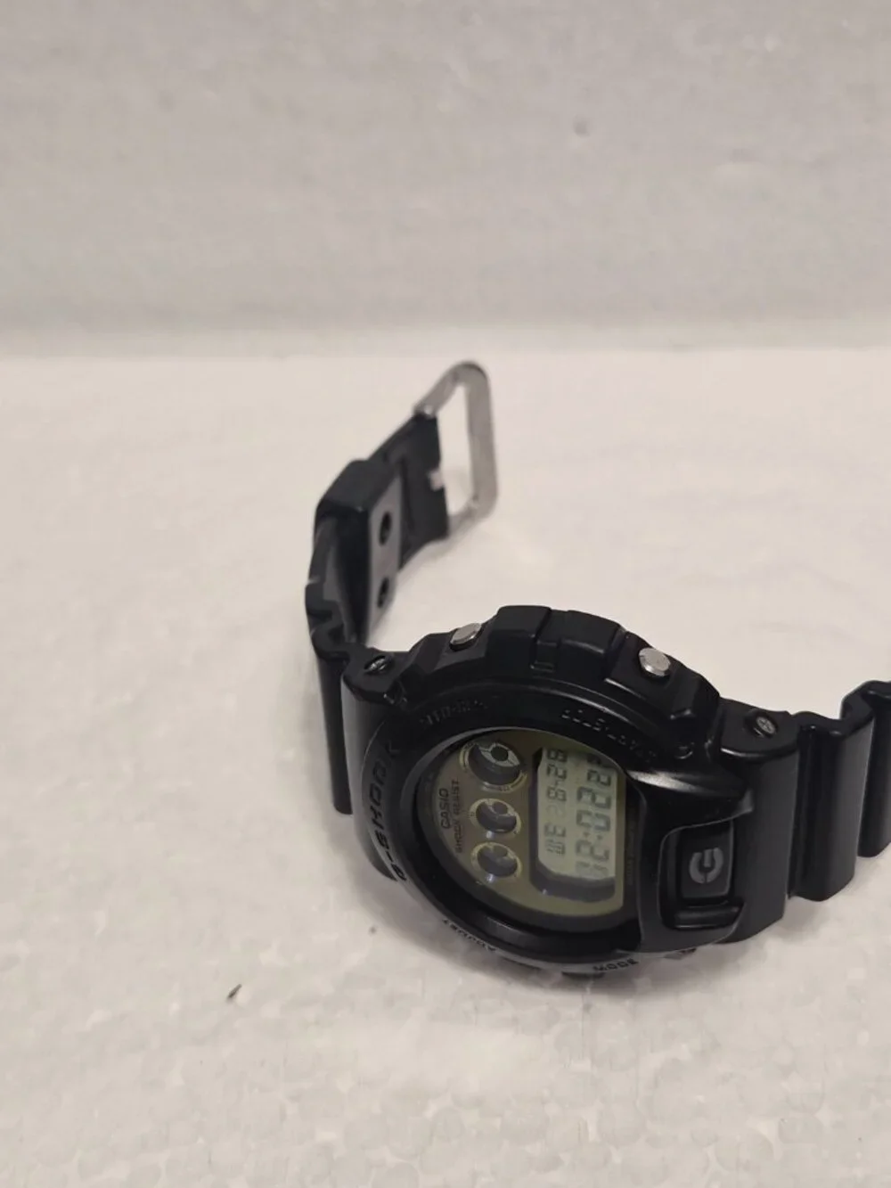 Casio G Shock in nearly NWOT condition - Matte black